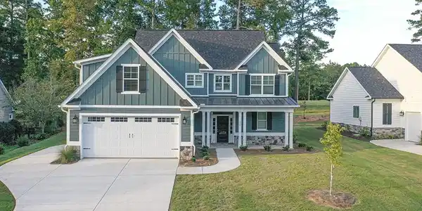 122 W Gunnery Court