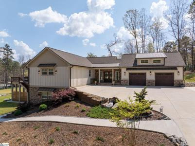 102 N Wynward Pointe Drive