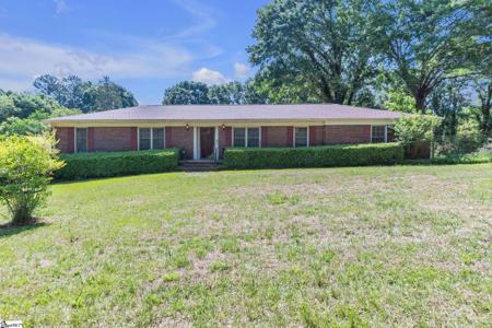 206 Green Forest Drive