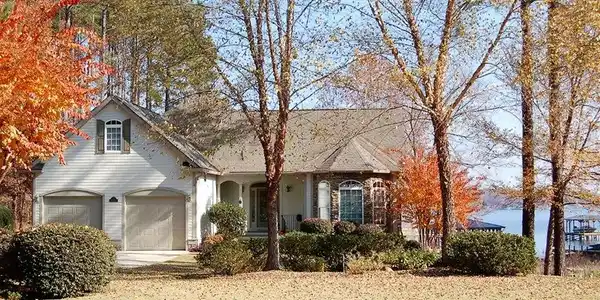 325 Nautical Way