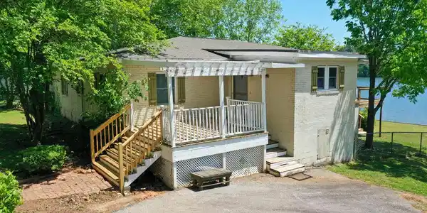 369 Pittmans Landing Drive