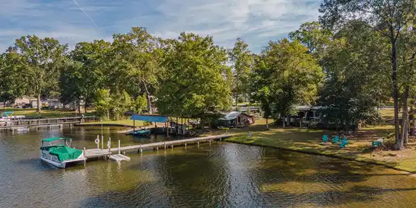 201 Coldwater Dr.
