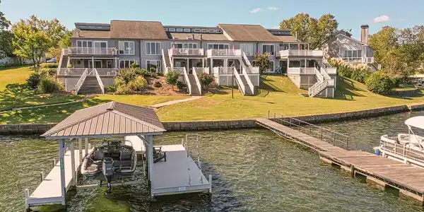 310-B Driftwood Dr