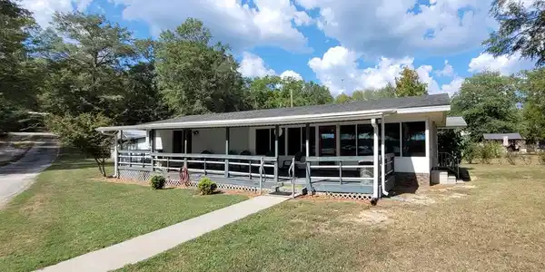 654 Hill Drive