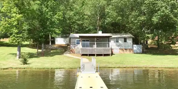 1031 Pitmans Landing