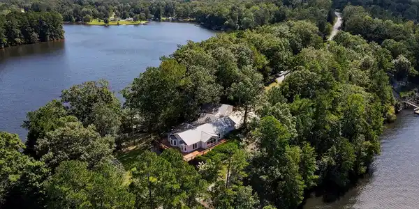 3 Cypress Point Dr.