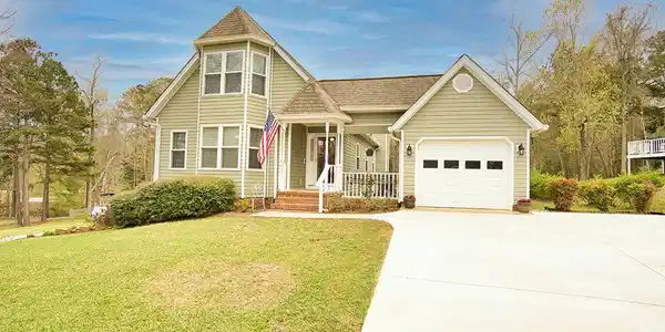 218 Driftwood Drive