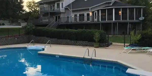 102 South Pond Court 