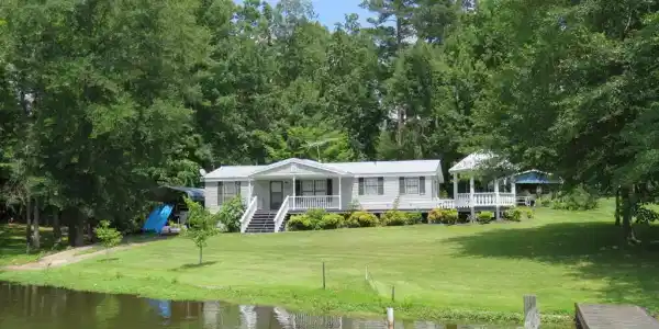 131 Woodland Way Rd