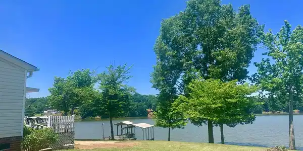 664 Burton Creekside