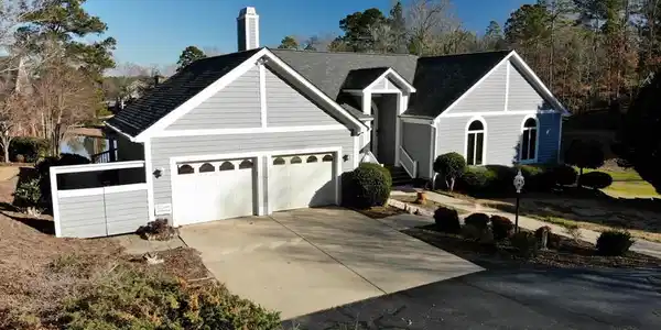 100 Thomason Pt