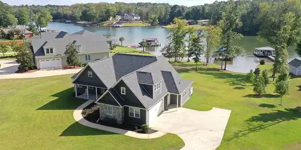 318 Nautical Way