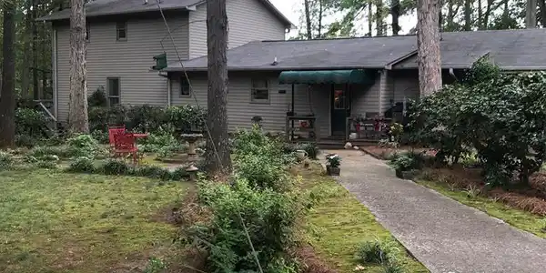 904 HOLLOWAY COVE Road