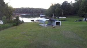 111 Lakeshore Dr
