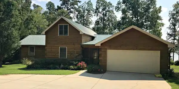 521 Summerset Bay Dr.