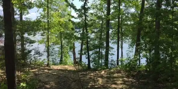 850 Eagles Harbor Dr