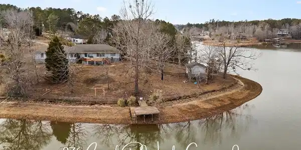 276 Canal Road