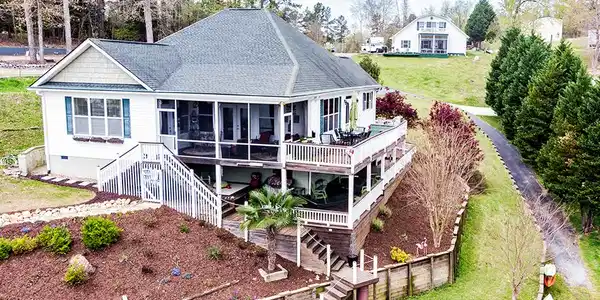 574 Twin Oaks