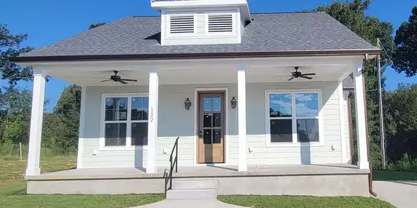 122 Cottage Lane