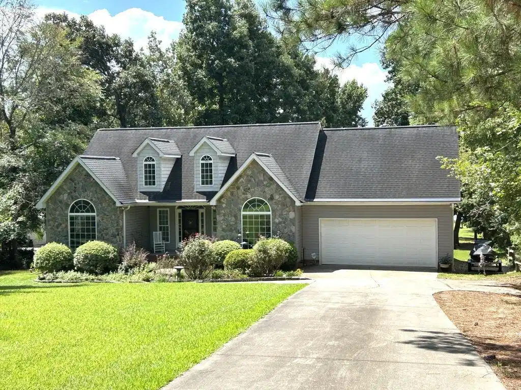 Image 1: Main View