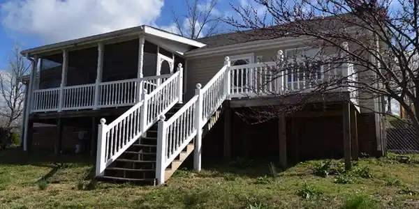 490 Pemberton