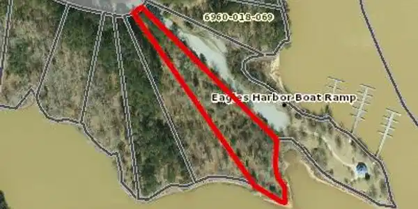 Lot 22 114 Long Point