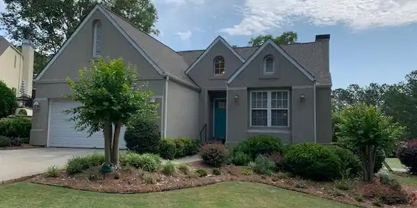 122 Village Rd