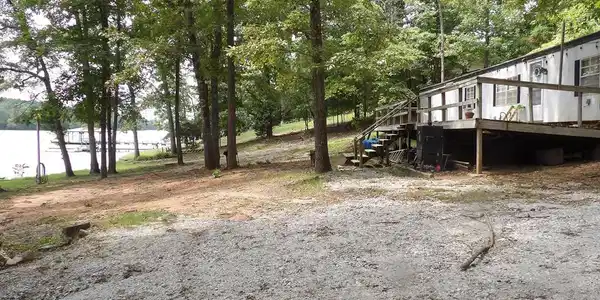 1269 Catfish Cove