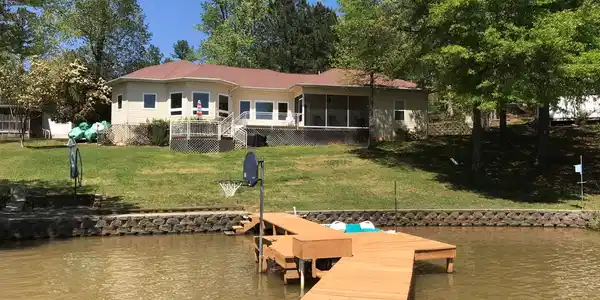 108 Twin Oaks Road