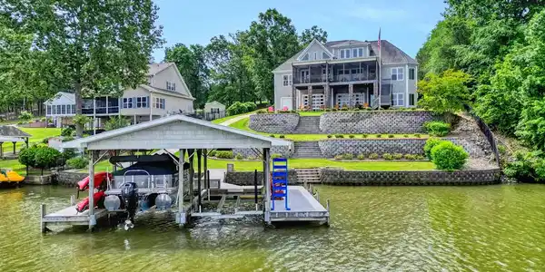 416 Hidden Springs Way