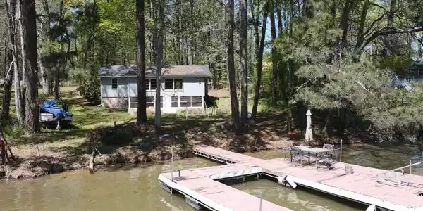 510 Sandshore Dr.