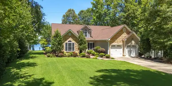102 Panorama Ct