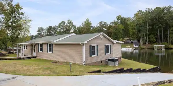 129 Ledford Road