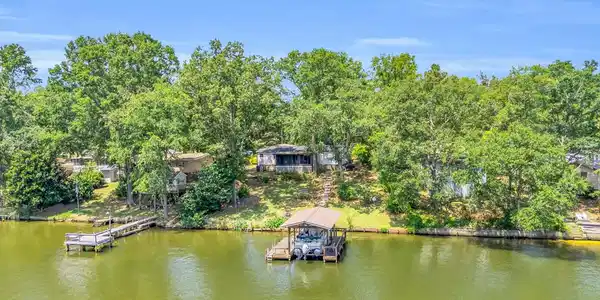 434 Paul Ashley Drive