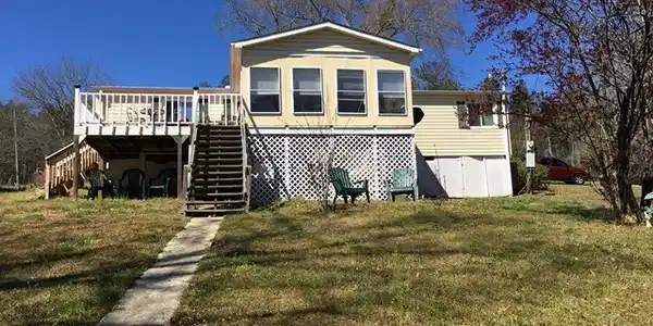 111 Lakeshore Drive