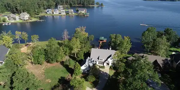 426 Commonwealth Drive
