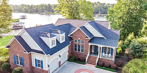 322 Compass Pt