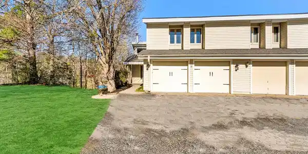 219 Driftwood Dr