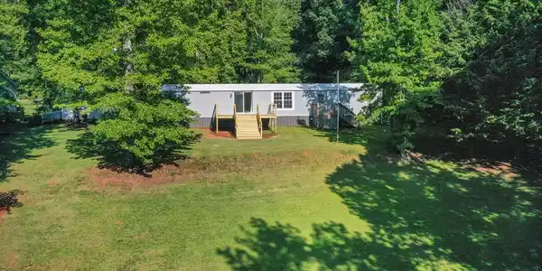 642 Hollaway Cove Rd.