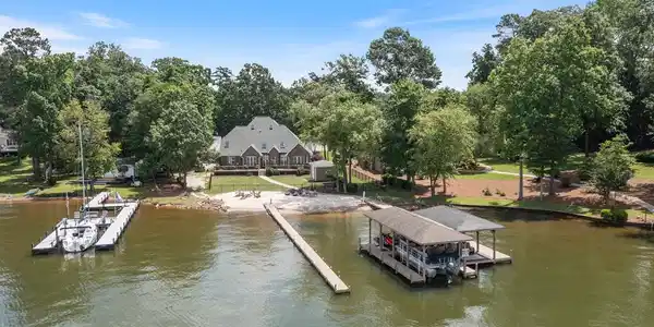 87 Summerset Point