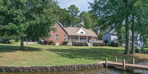 312 Nautical Way