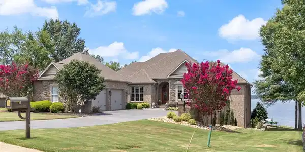 113 Gardenia Drive