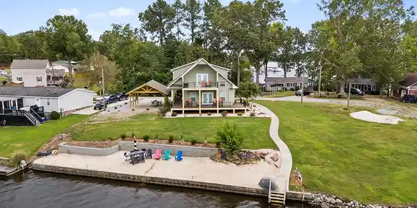 90 Amber Hill Circle Spur Rd