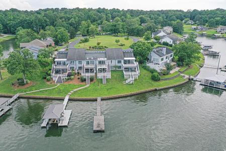 310-C Driftwood Dr