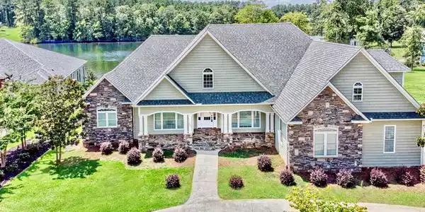 320 Nautical Way