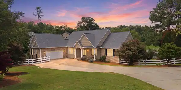123 Bridgepoint Road