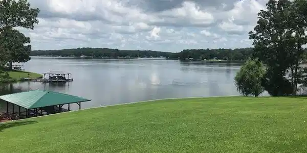 125 Pebble Ln