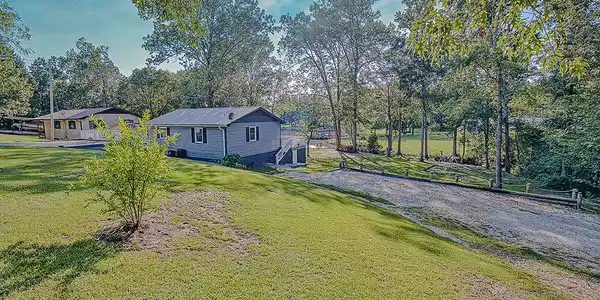 336 Lakeview Farm