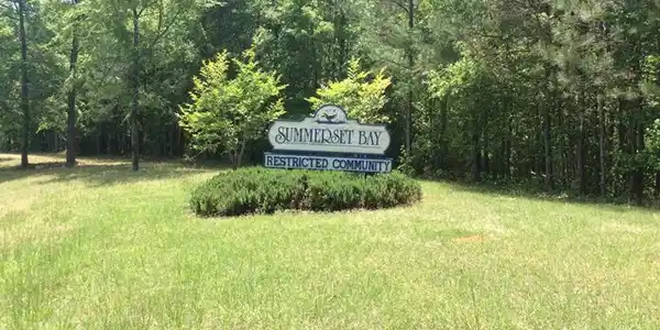 475 SUMMERSET DRIVE