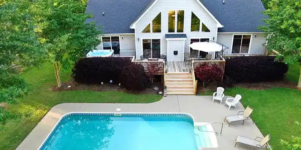 22 Dutchman Court